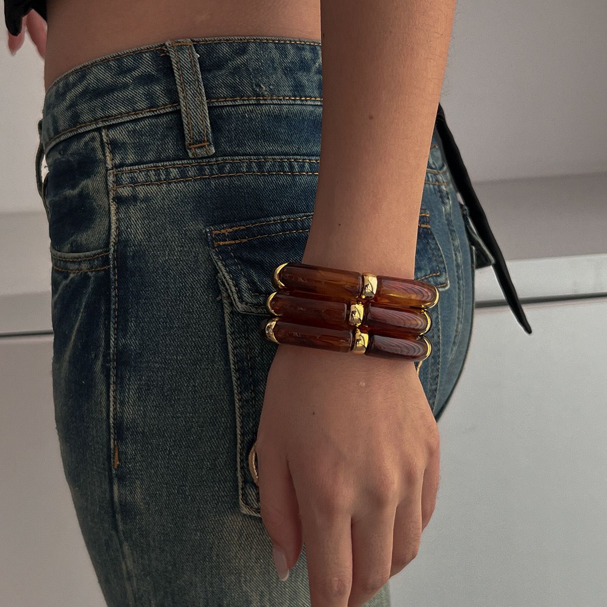 Retro Acrylic Bracelet (Brown)